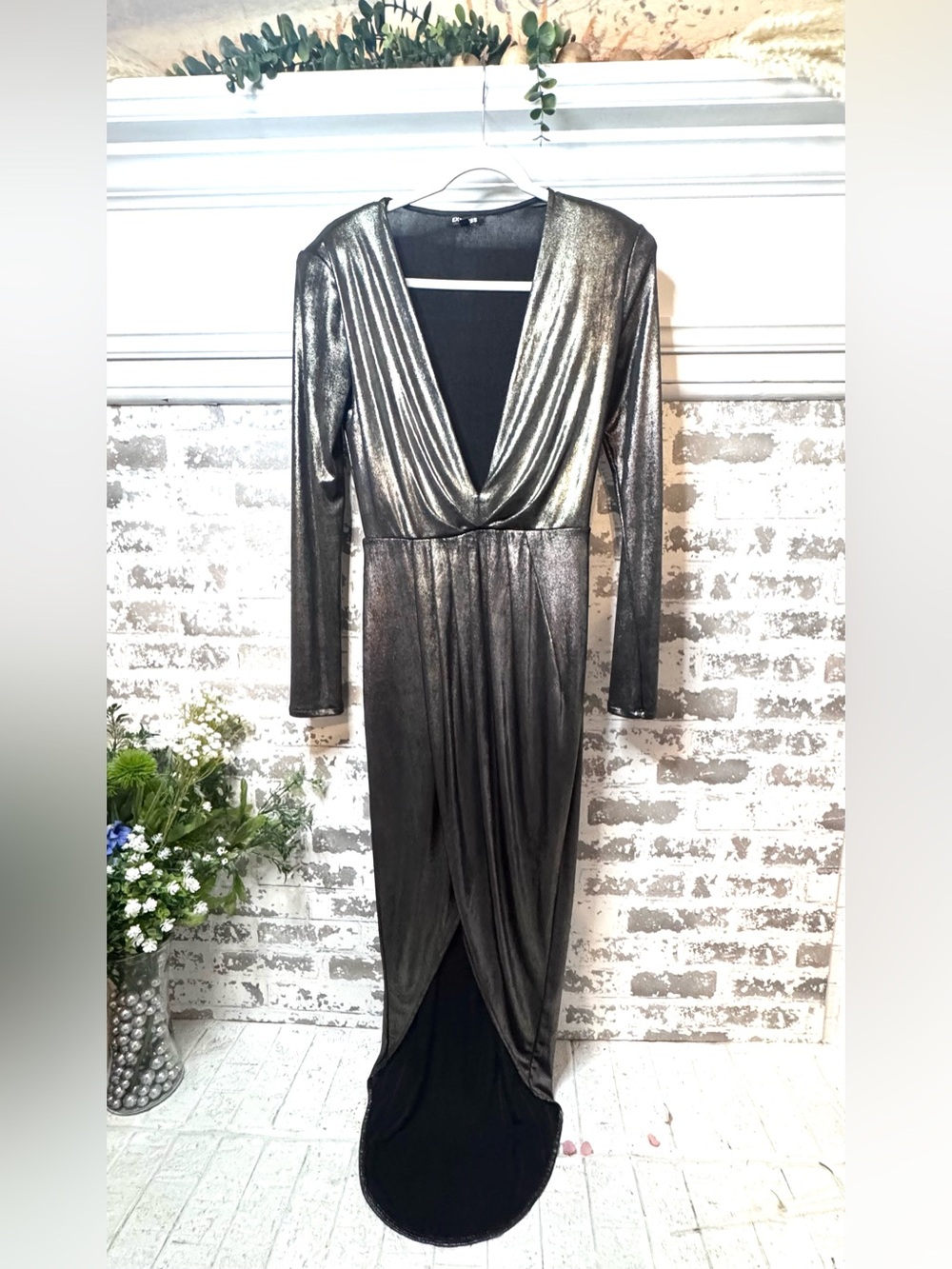 Express Metallic Silver Plunge Long Sleeve Maxi Evening Party Dress Size S